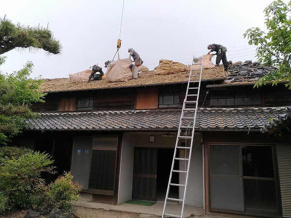 ばてはじめる北野瓦店さん達。豊田市の古民家再生