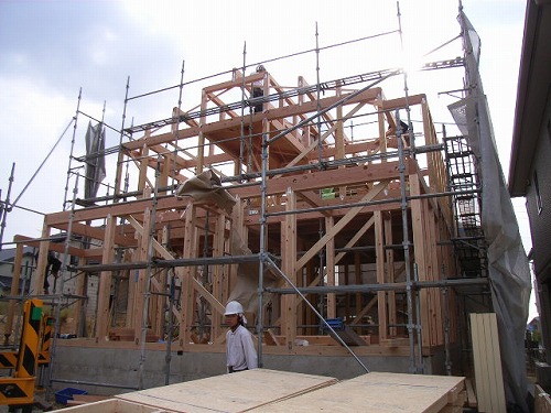 建舞日和・緑区新築現場から