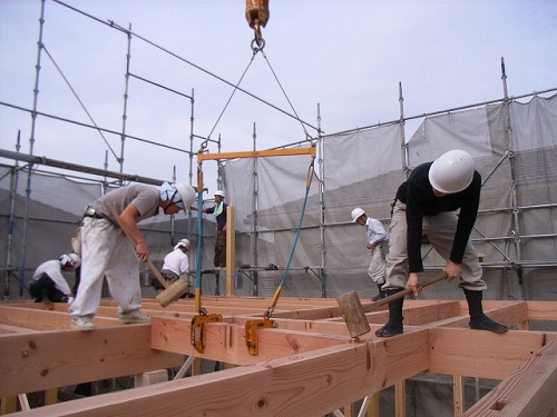 建舞日和・緑区新築現場から