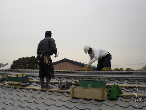 愛知県一宮市の自然素材を使った木の家　めずらしいのし瓦　K様邸　瓦葺き工事0204